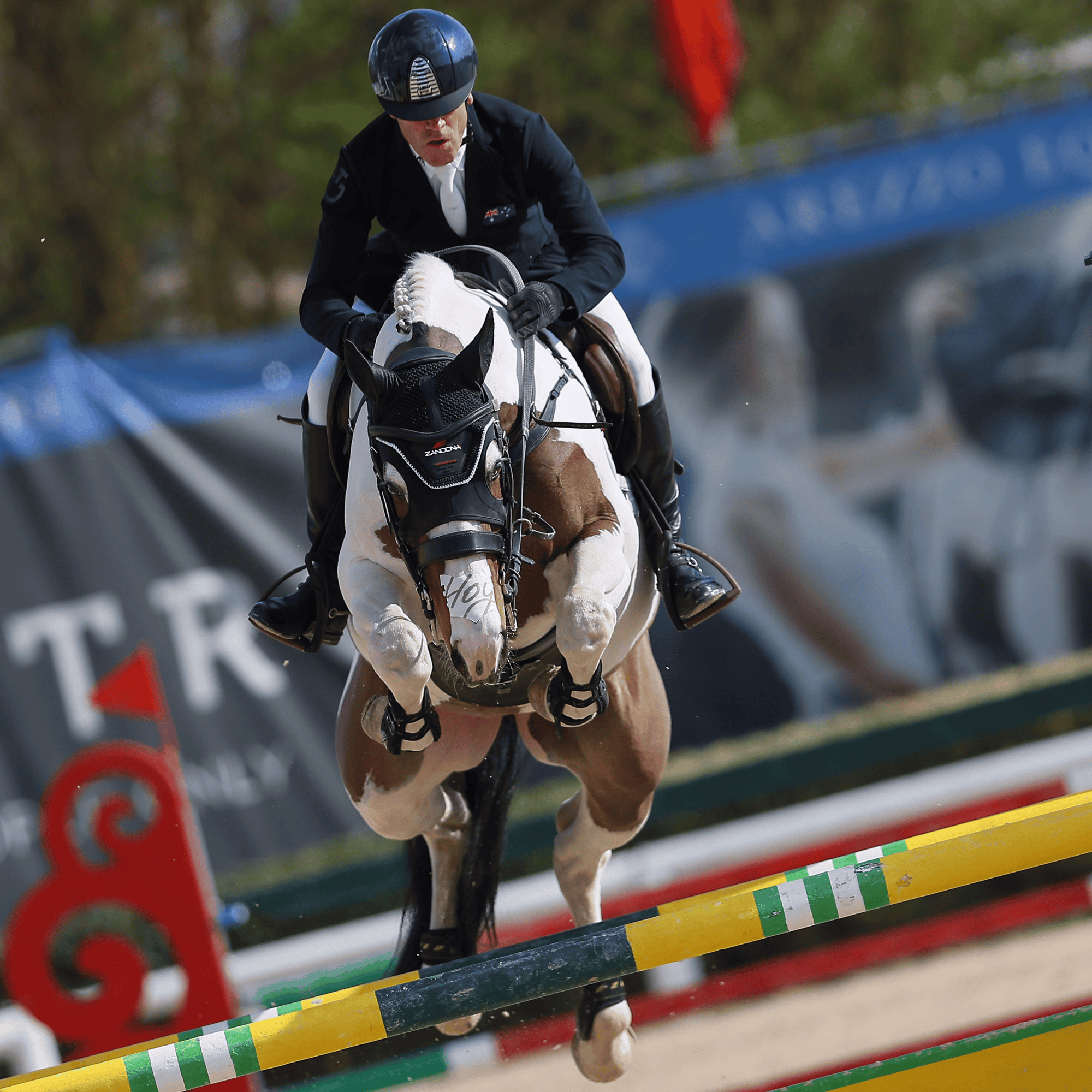 Zandona Elite Air Tendon Boots - Black/Gold