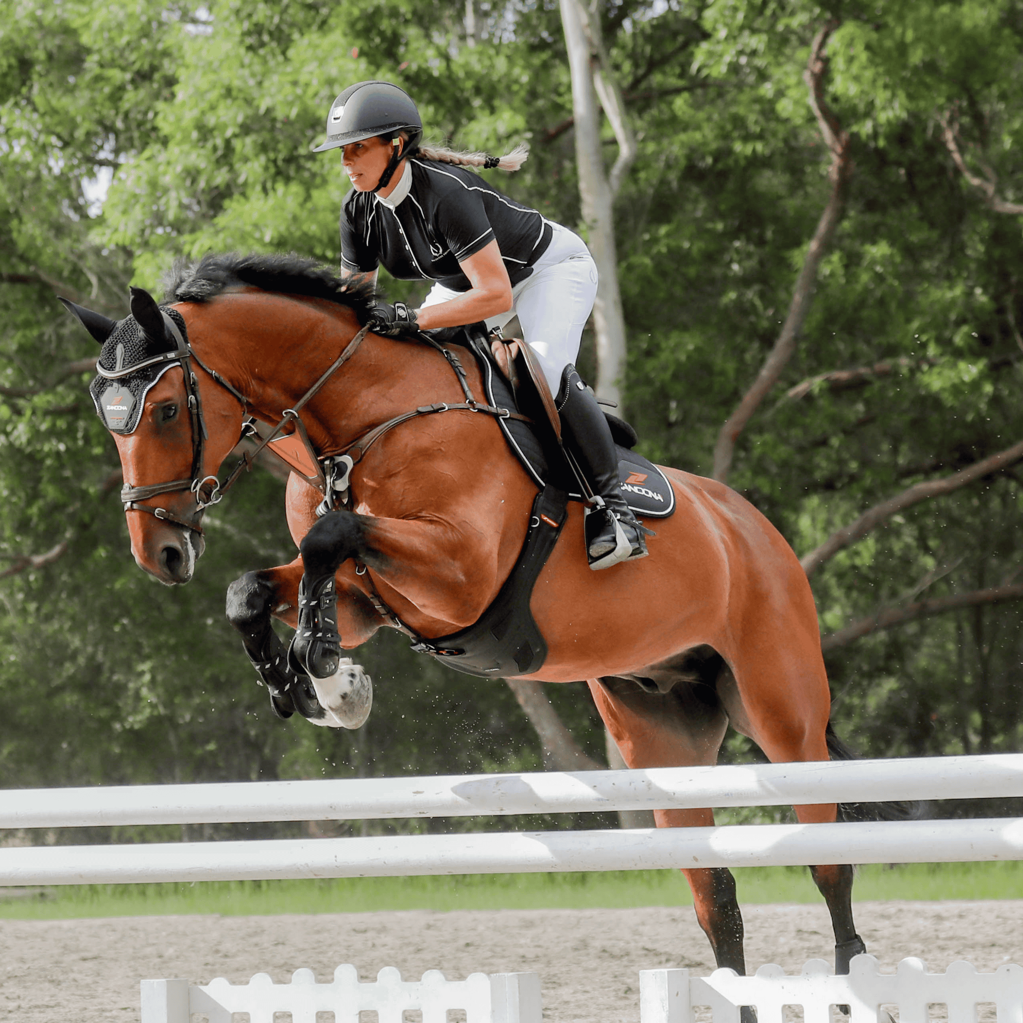 Zandona Carbon Chic Tendon Boots - Black/Silver