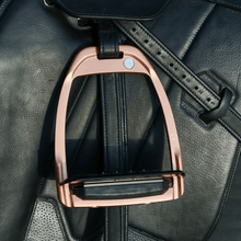 Load image into Gallery viewer, Flex-On Hunter H Stirrups - Rose Gold
