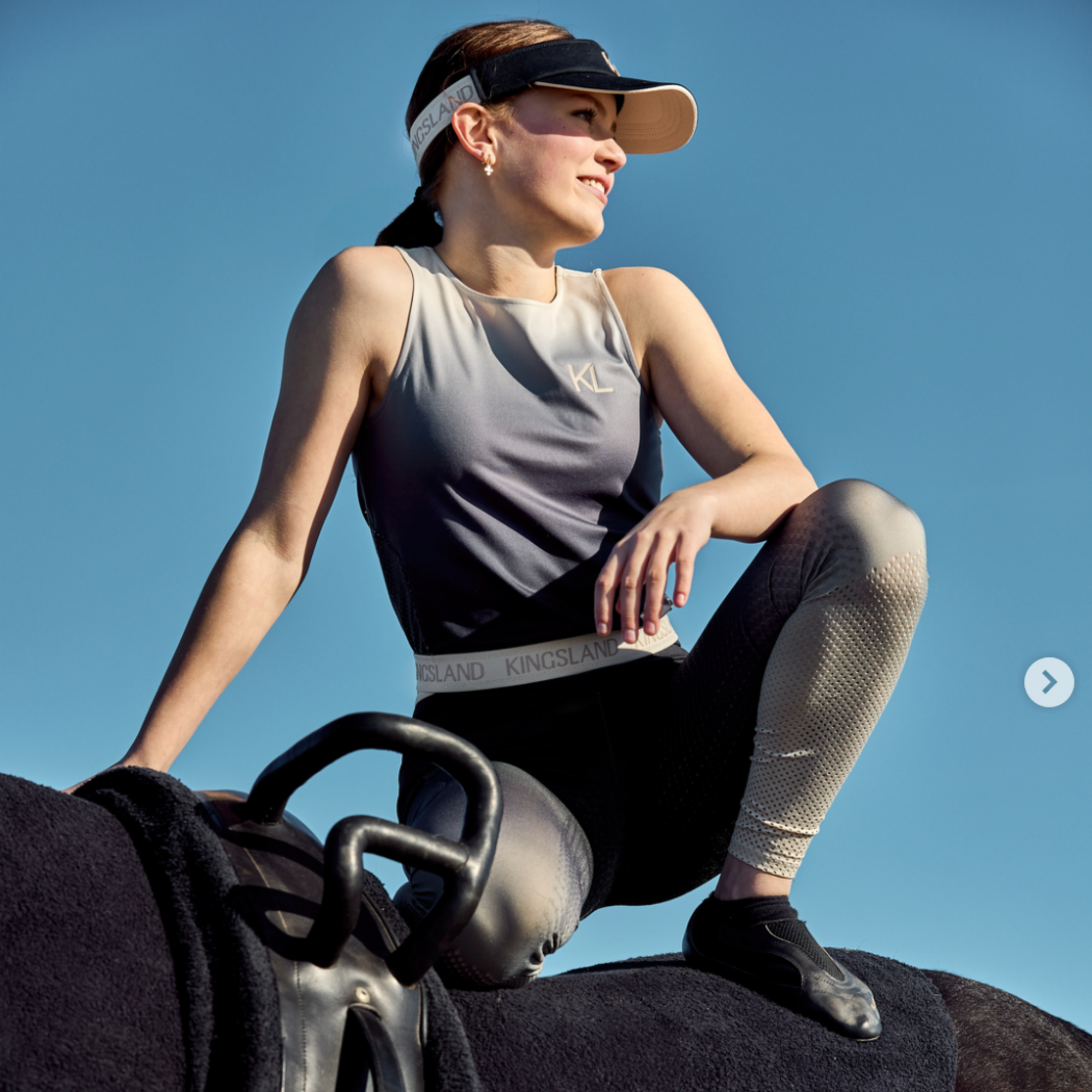 Kingsland Naira Sun Visor - Navy