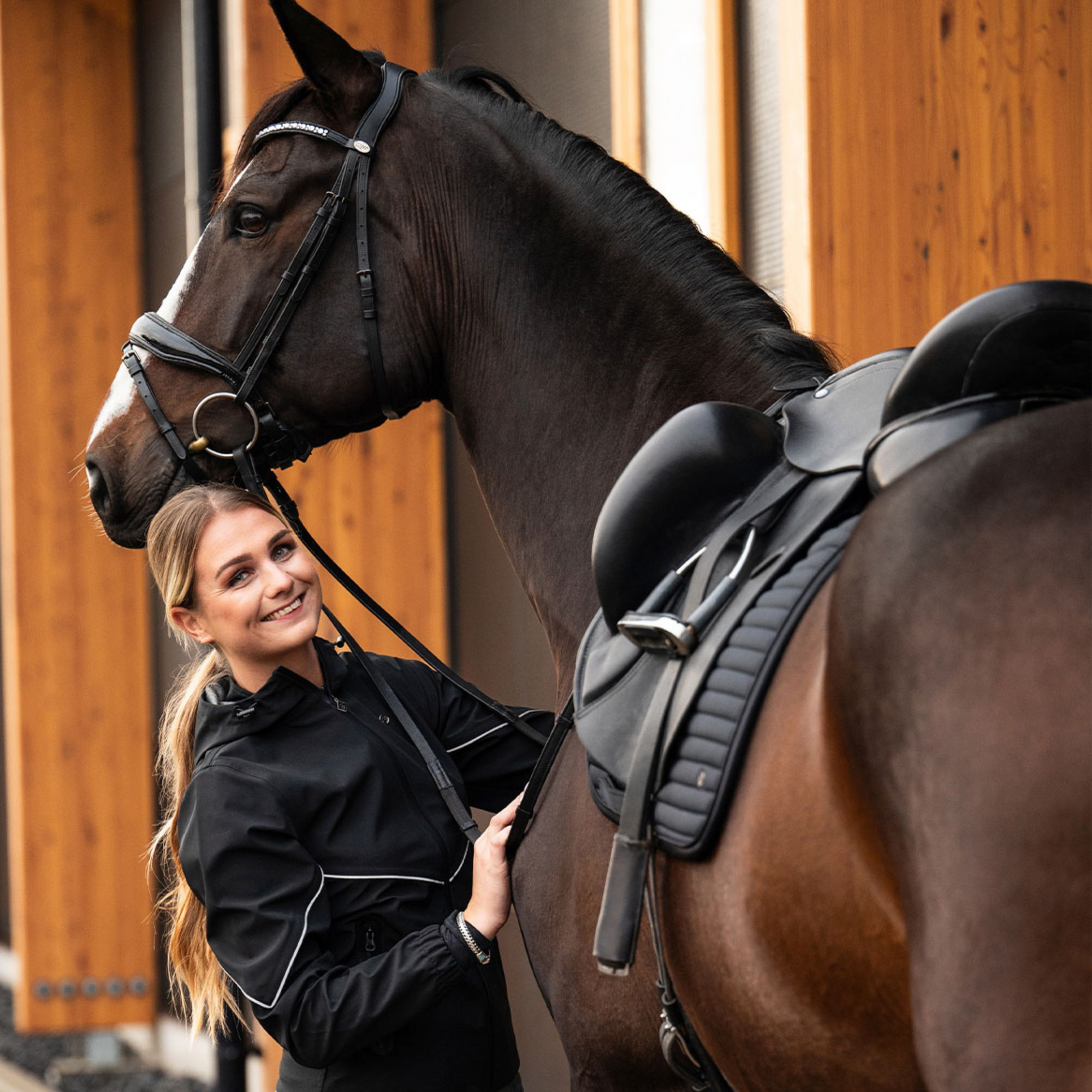 QHP Dyla Rain Coat - Black