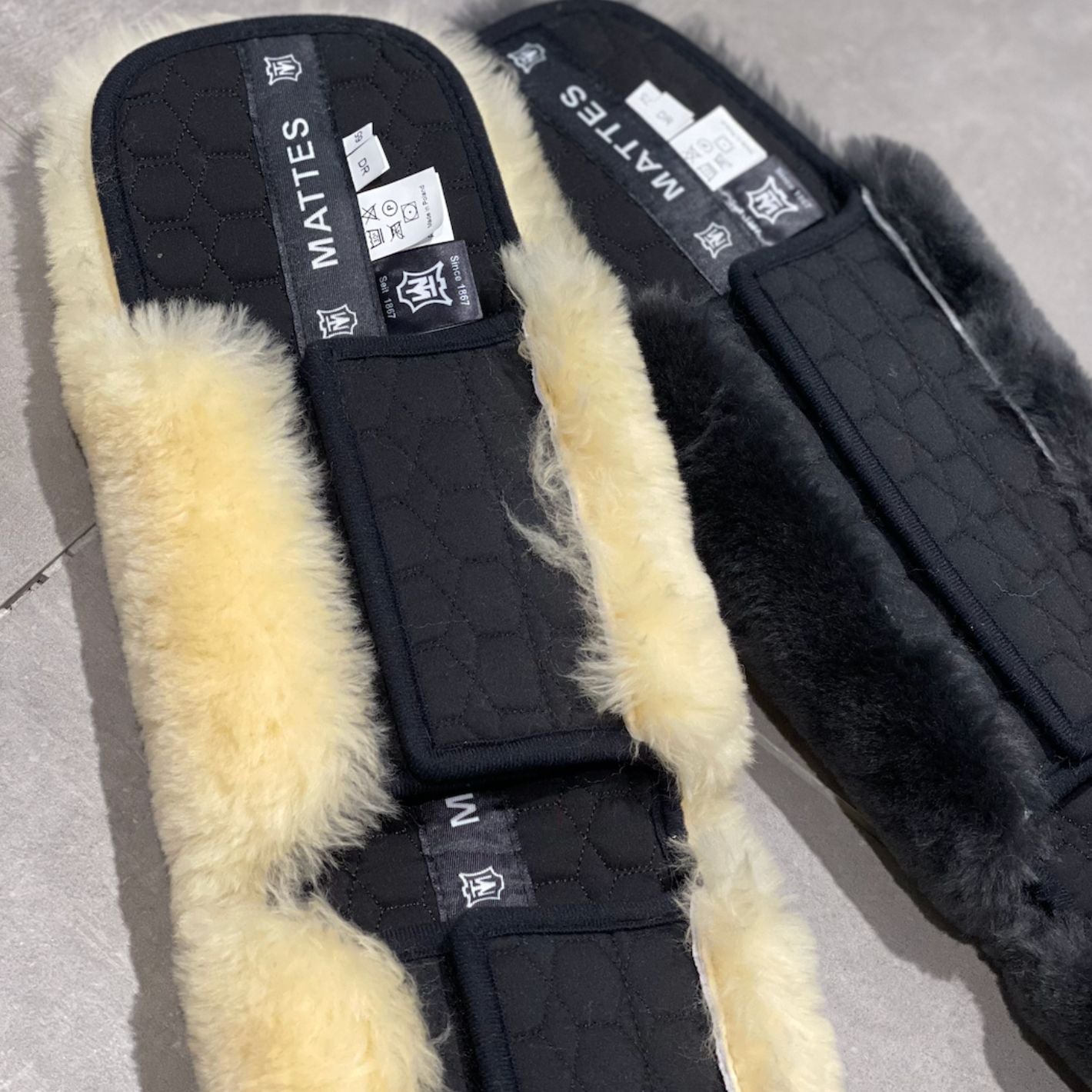 Mattes Dressage Girth Cover