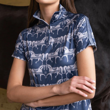 Load image into Gallery viewer, Ronner Plume Short Sleeve Steed Print - Shadow Blue
