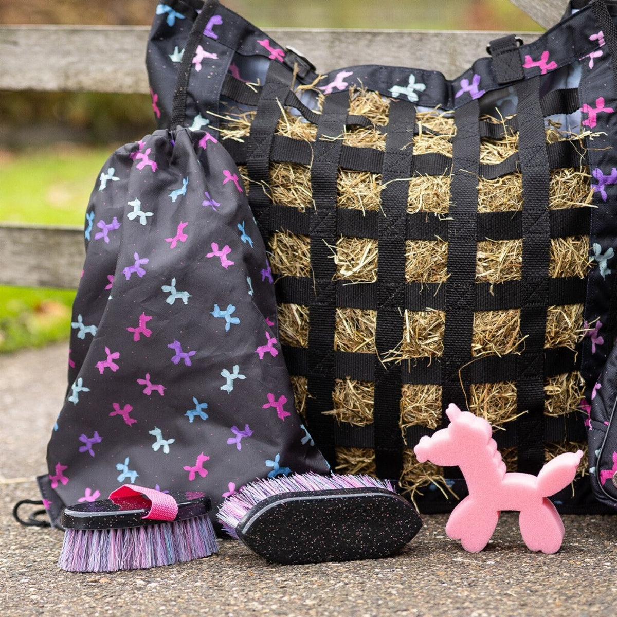 QHP Isalyn Grooming Set - Unicorn Dream