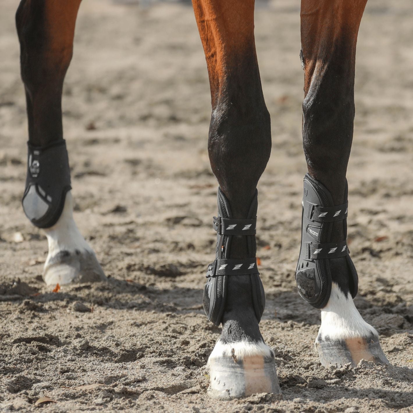Zandona Carbon Chic Tendon Boots - Black/Silver