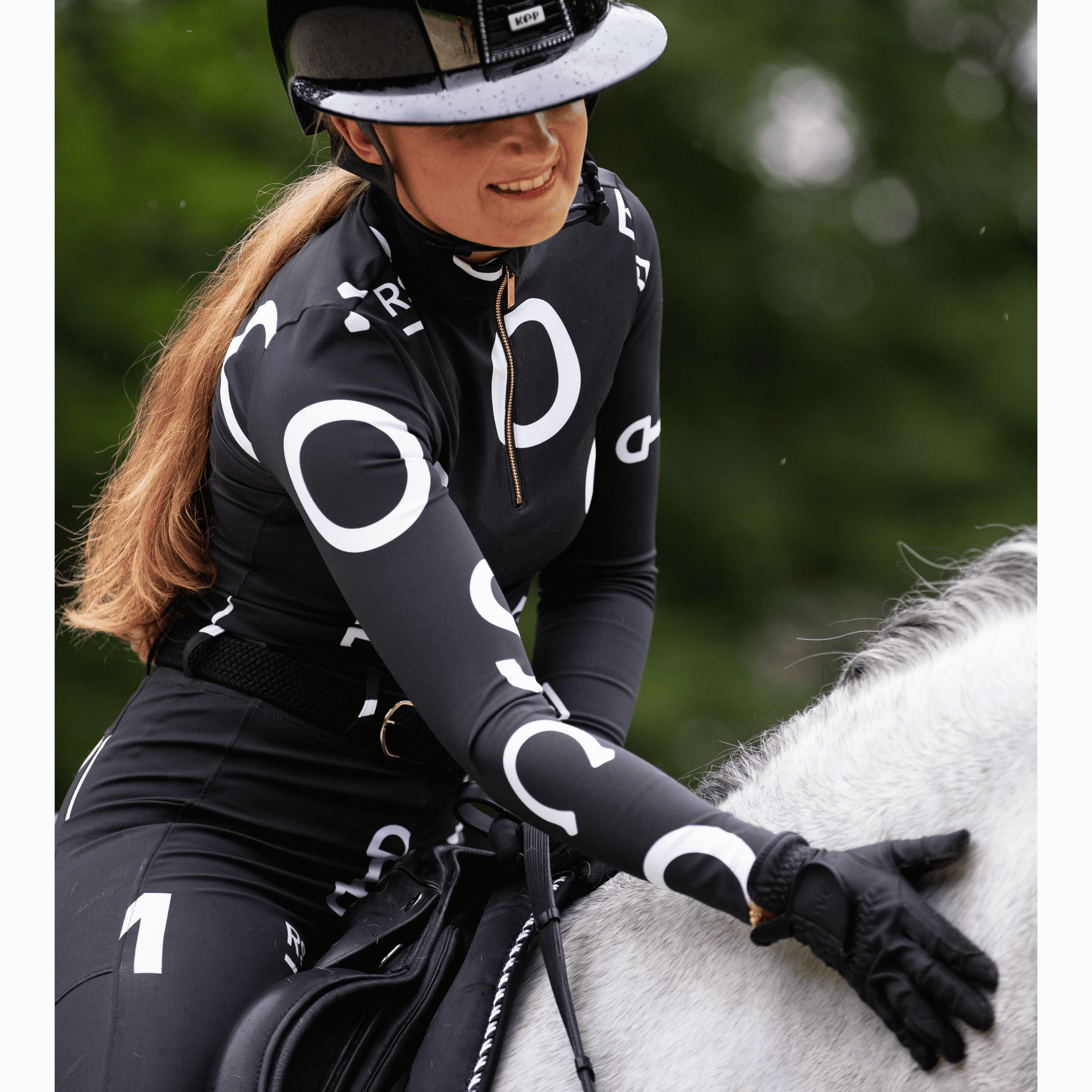 Mrs Ros Long Sleeve Training Top - Jet Set Logo