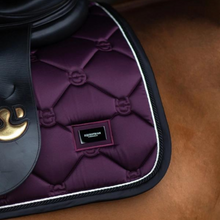 Load image into Gallery viewer, Equestrian Stockholm Jump Pad -  Black Raven
